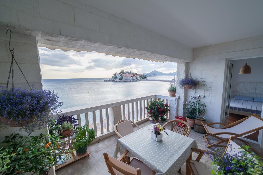 Beachfront First Line View Sveti Stefan Kültér fotó